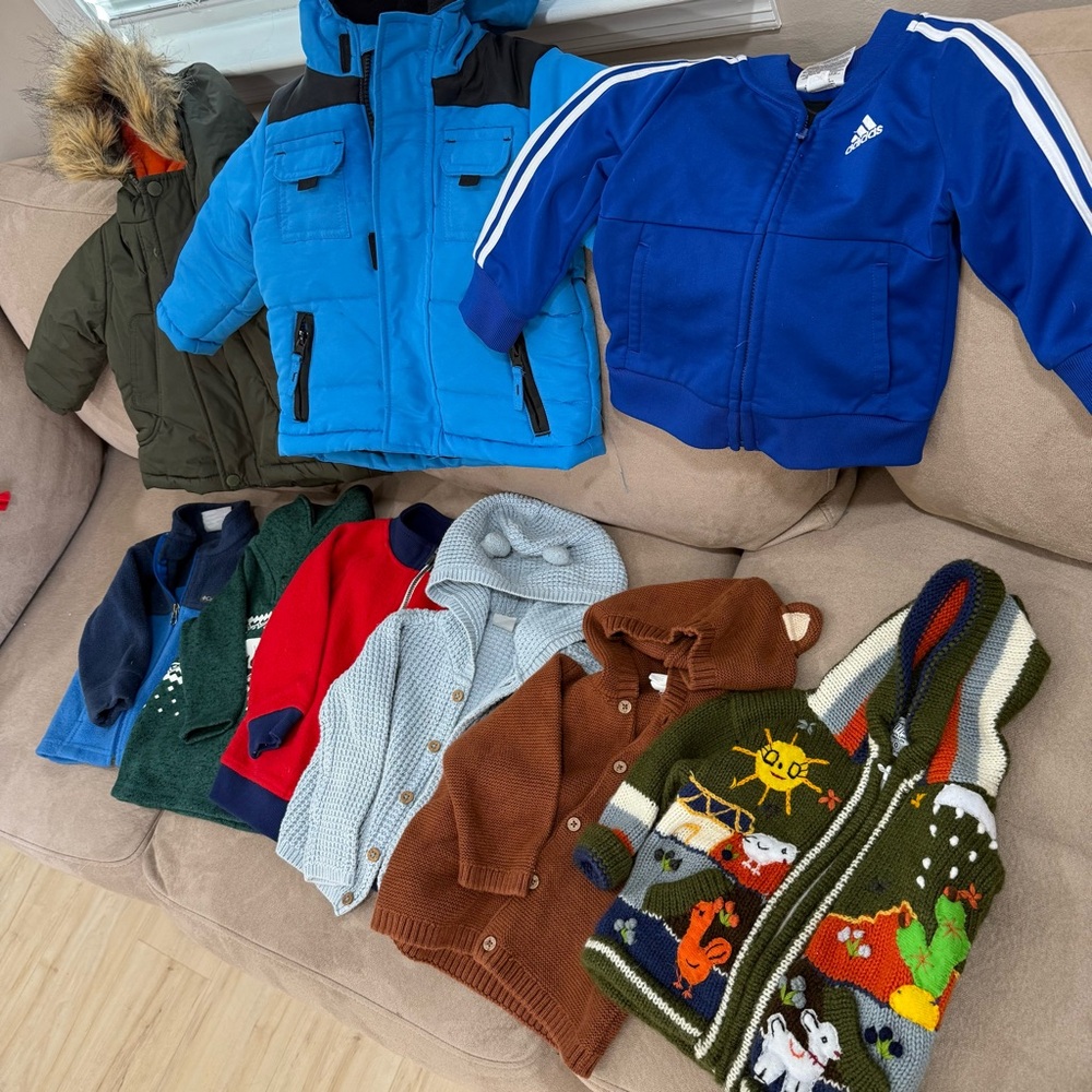 Bundle of 9 pieces, winter clothes long sleeve including 2 jackets size 12mos